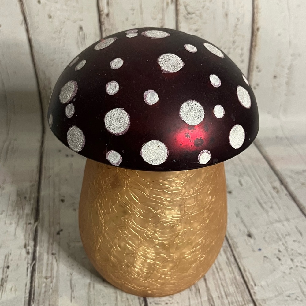 Anthropologie Large Amanita Mushroom Glass Candle RED LID